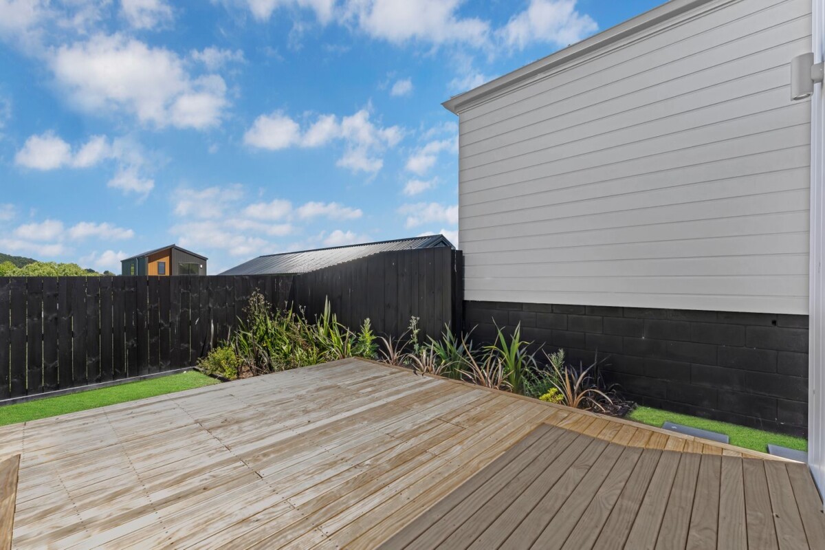 Must Sell – Urgent, a 10-year Master Builder Guarantee, Brandnew 3 beds house on 204m2 section, Builder ready to move, 26  Nanjing Road, Pukekohe, Auckland