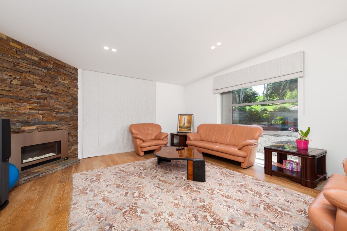 Luxury 598m2 lifestyle 6 beds house on 17,715m2 land, Minutes from Albany Mall, with a private bush track leading to a tidal inlet and boat pier, 42 Merewhira Road, Paremoremo, Auckland