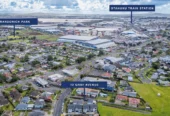 For rent, 3 beds 1 bath 1 Utility room house, Available from November 20, 12 Gray Avenue, Mangere East, Auckland