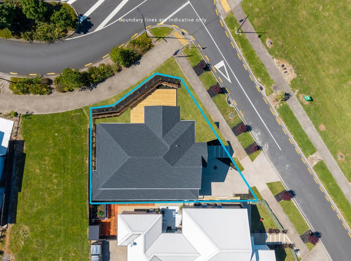 Brandnew 6 beds Corner Dual-Kitchen with Self-Contained 2-Bedroom, 2 Laurel Drive, Karaka, Auckland