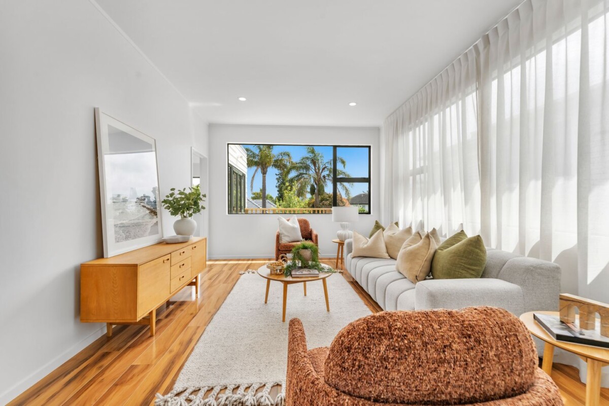 This home has undergone a remarkable transformation, 3 beds home, moments from shops, supermarkets, schools, 1/410 Glenfield Road, Glenfield, Auckland