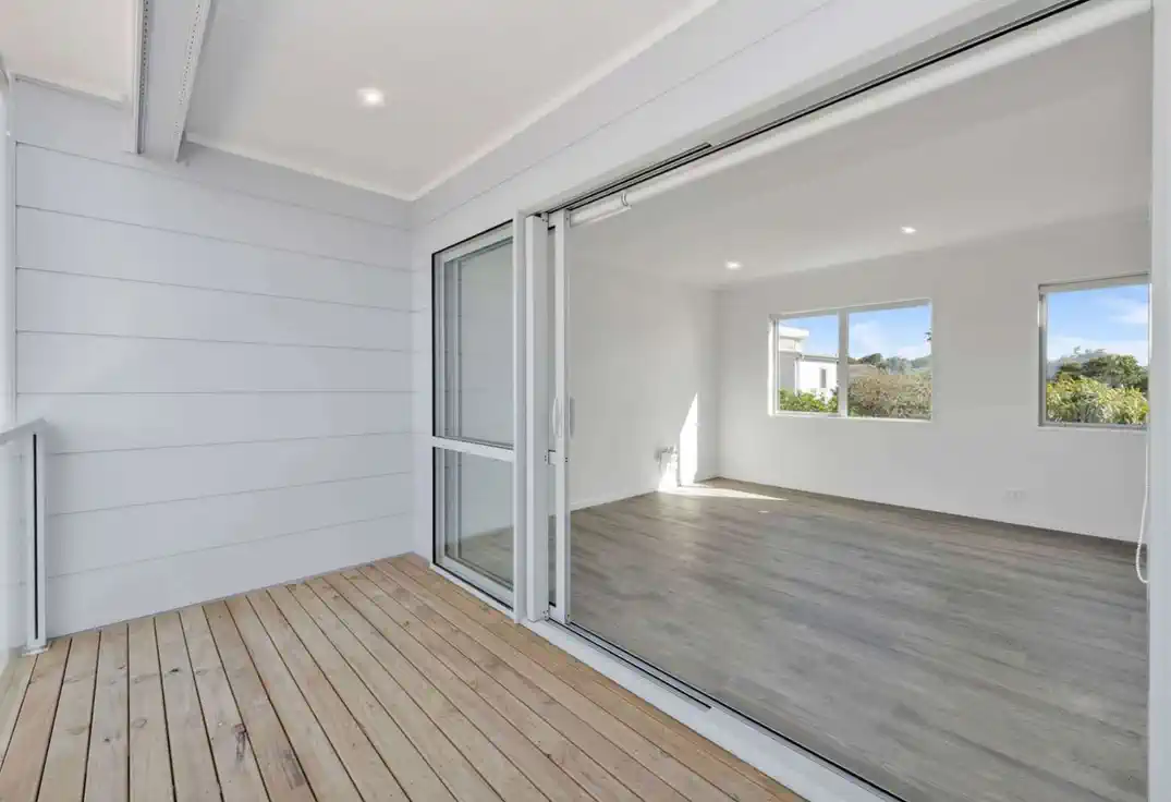 For rent, 3 beds 2 baths house, Available from November 26, 13B Sealord Place, Manurewa East, Auckland