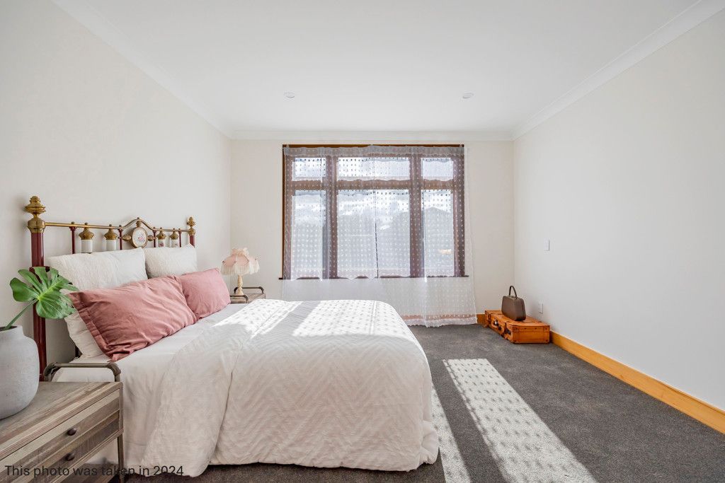 Both Grammar schools zone, 584sqm 8 beds 6 baths 1 study house on 823m2 section, 110 St Andrews Road, Epsom, Auckland