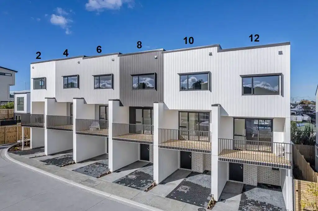 Brandnew 3 beds home with 2 car parks, Just a short distance to Browns Bay Beach and Albany Mall, 8 Kanapa Road, Albany, Auckland