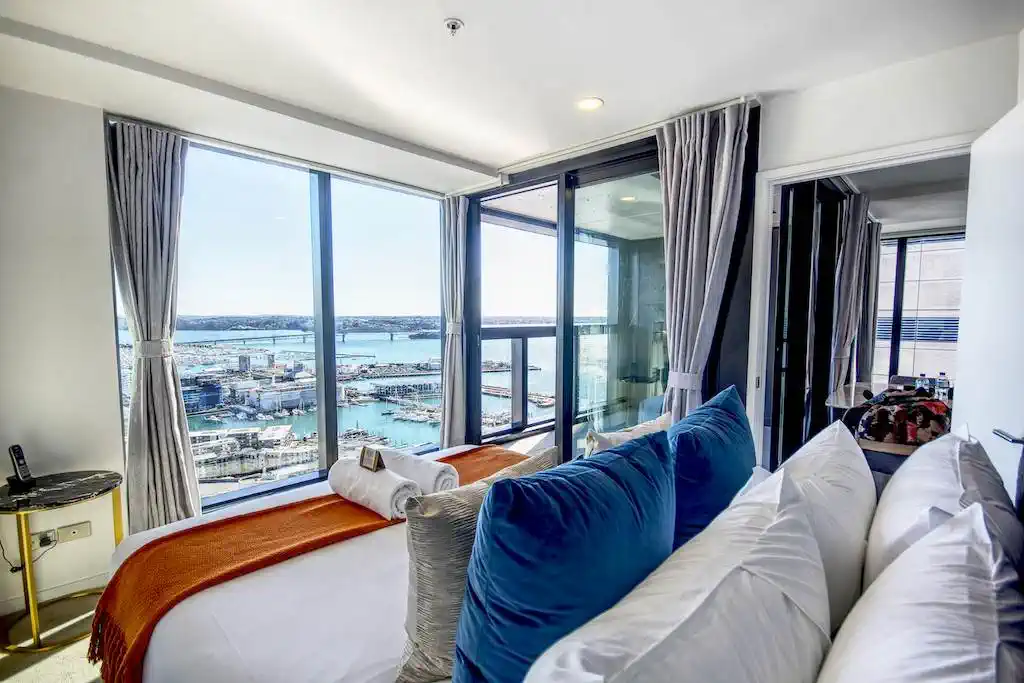 Freehold 71sqm 2 beds 2 baths 1 car park apartment, 3002/32 Swanson Street, City Centre, Auckland