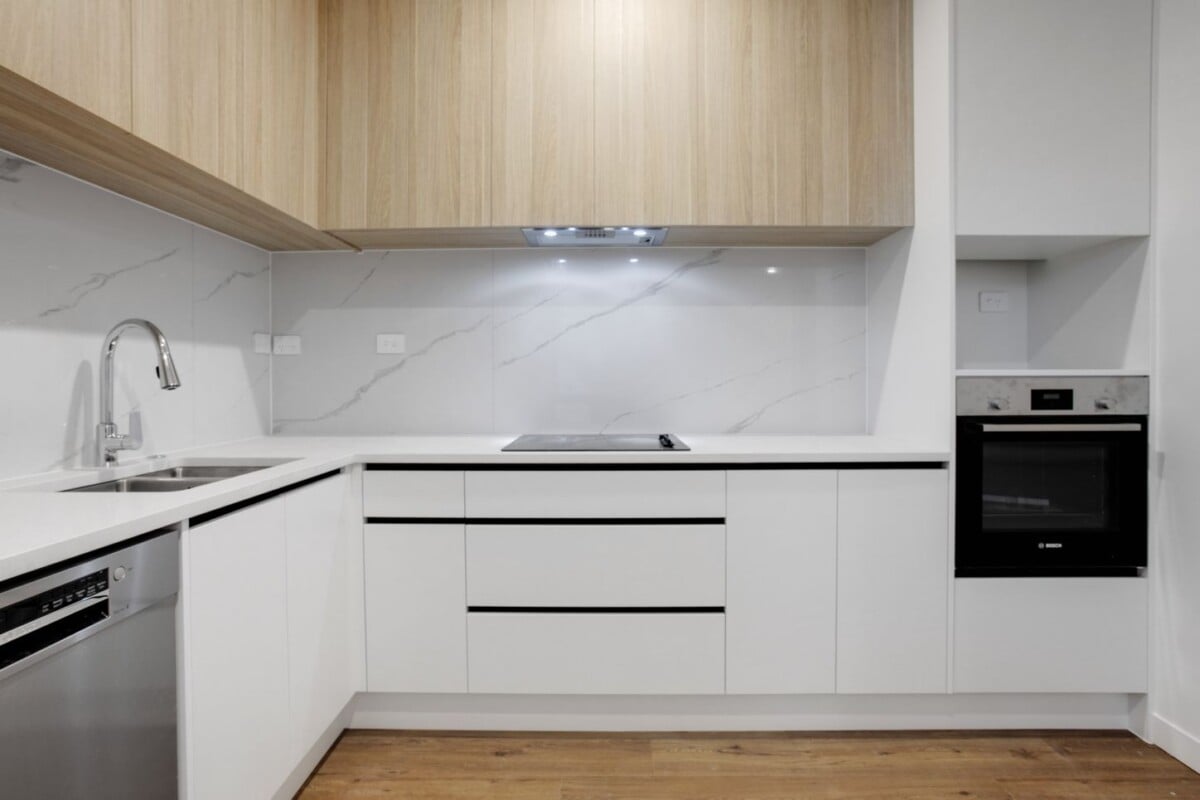 Huge Price Drop – Must Be Sold Urgently, Brandnew 3 beds home with Views, minutes to Westgate Mall, 4/196 Royal Road, Massey, Auckland