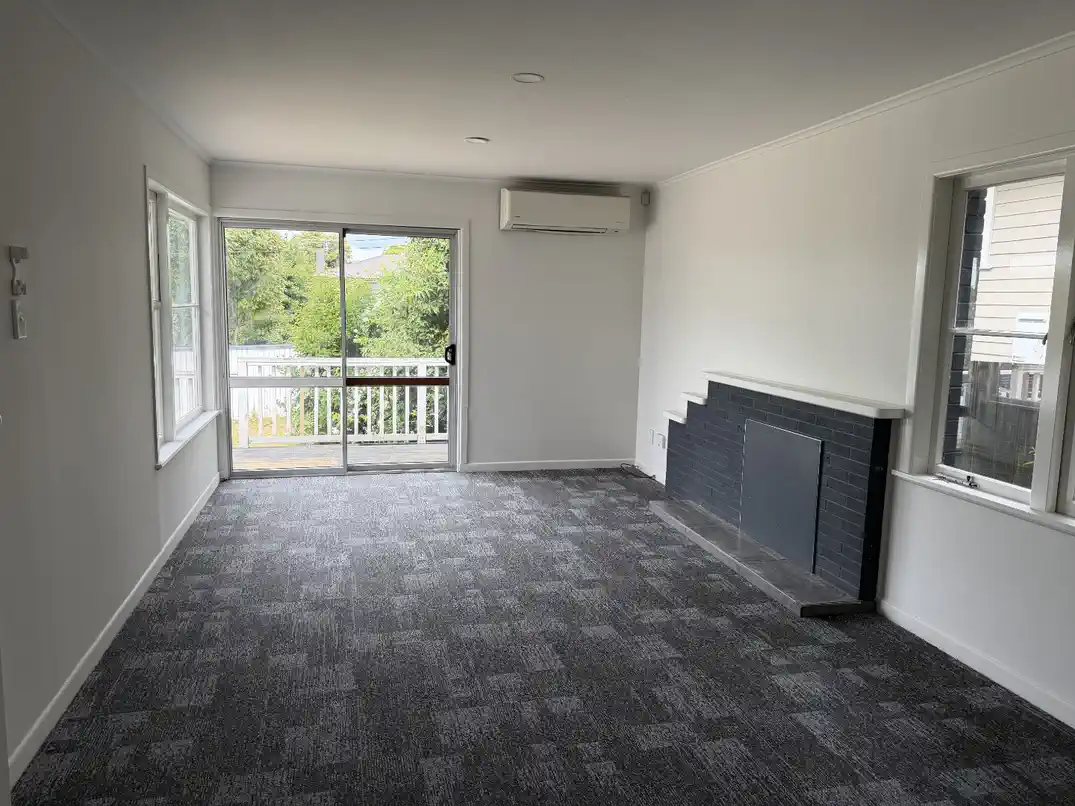 For rent, 3 beds 2 baths house, Available now, 104 Beaumont Way Extension, Manurewa, Auckland