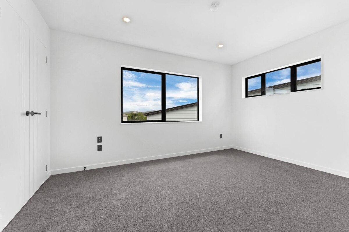 Christmas Special- Brand New 4 bedrooms home-Must Be Sold, 133-137 Bremner Road, Karaka, Auckland