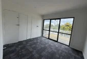 For rent, 3 beds 2 baths house, Available now, 104 Beaumont Way Extension, Manurewa, Auckland
