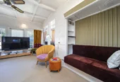 3 beds house on 1,012m² section, live, do=up or develop, 4 Holly Street, Avondale, Auckland