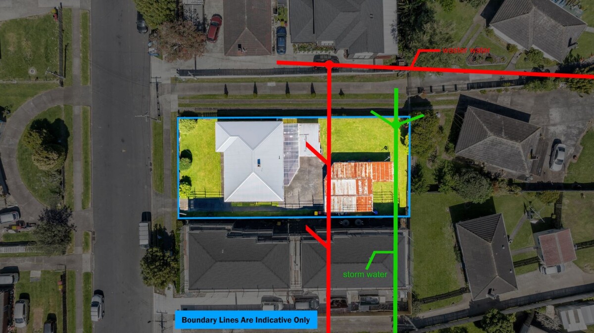 Vendor Downsizing, 3 beds house on 690m2 section, live or develop, 148 Hall Avenue, Favona, Auckland