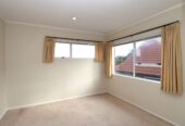 For rent, 4 beds 2 baths house, Available from 27 Nov 2025, A / 50 Whitford Road, Meadowlands, Auckland