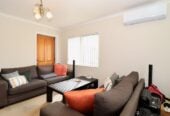 For rent, Macleans school zone, Water Included, 2 beds 1 study room, 1 bath house, Available 20th Nov, Mellons Bay, Auckland