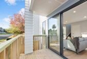 For rent, WINZ ok, 2 beds + study room, 1.5 bath townhouse, Available 26th Nov, Sunnyhills, Auckland