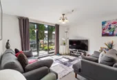 Spacious 2-Bed Apartment in Prime Location, 19/68 Mountain Road, Mount Wellington, Auckland
