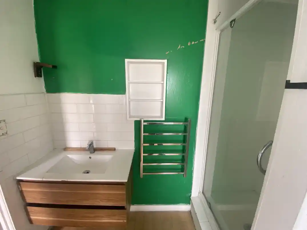 For rent, 2 beds 1 bath 1 car park apartment, Available now, 7/84 Princes Street, Otahuhu, Auckland