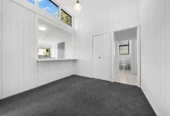 5 (3 + 2) beds houses on 833m2 land, 9 & 9A Sherie Place, Howick, Auckland