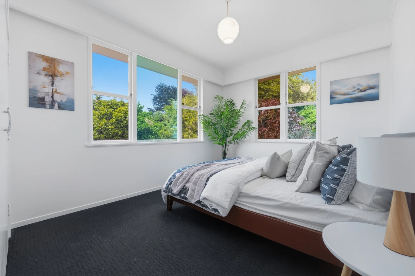 Ignore CV & Estimates – Bring ALL Offers, motivated owners want it sold, 3 beds house on 680m² section, literally next to the park, 37A Preston Avenue, Mount Albert, Auckland