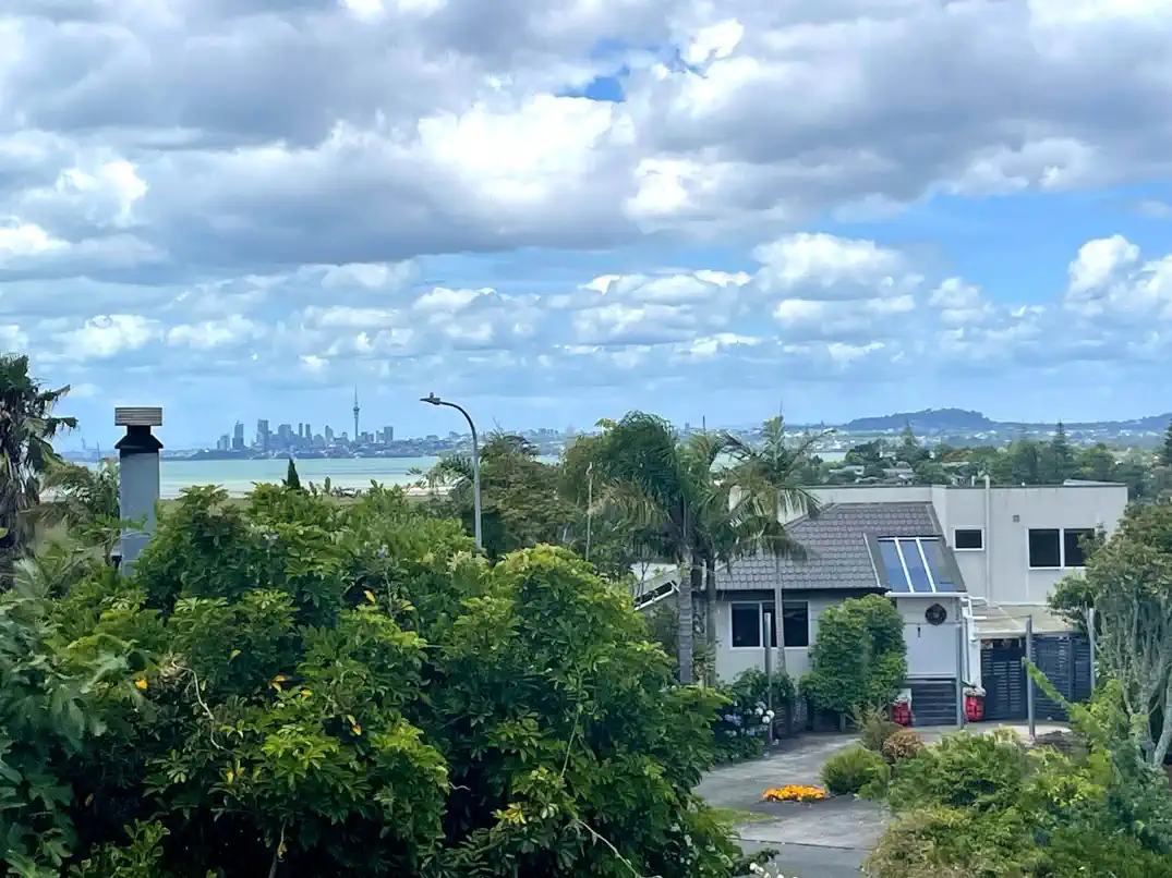 Marina View School and Hobsonville Point Secondary School zone, 4 beds 3 baths house on 454m2 section, with 2 ensuites, 128 West Harbour Drive, West Harbour, Auckland