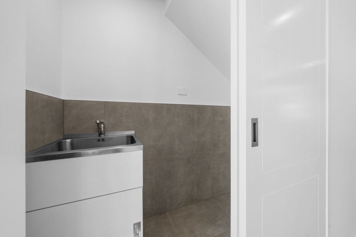 Brandnew 3 beds 2 bath home, next to Ti Rakau Park and the School Reserve, close to schools, shopping centres, 7 Cindy Place, Pakuranga, Auckland