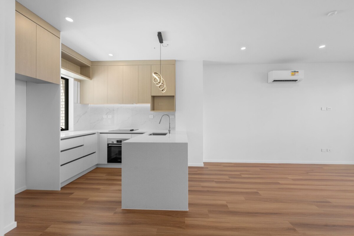 Brandnew 3 beds 2 bath home, next to Ti Rakau Park and the School Reserve, close to schools, shopping centres, 7 Cindy Place, Pakuranga, Auckland