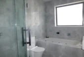 6 bed 5 baths (4 ensuites) house on 402m2 section, with 2 beds granny, 18 Horsefield Drive, Flat Bush, Auckland