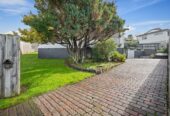 3 beds house on 693m2 section, next house also for sale (3 beds house on 959m2 section, 37 Clyma Place, Massey,), 44 Clyma Place, Massey, Auckland