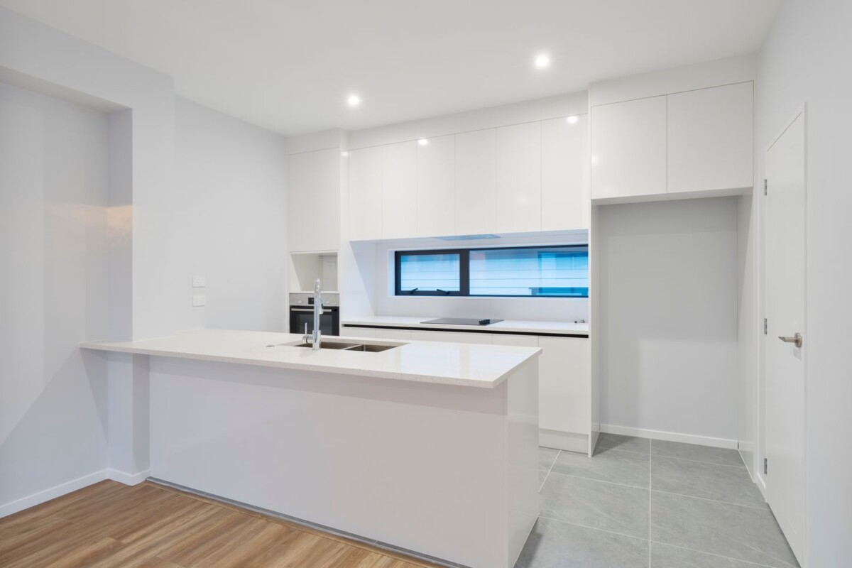 Brandnew 2 beds + study + balcony + 1 rumpus room with ensuite on ground floor, Minutes to WestCity, Lincoln Road shopping, Pak’n Save, 16D Geordie Street, Henderson, Auckland