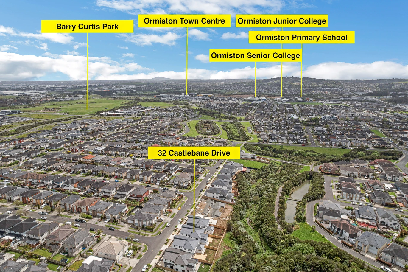 Ormiston school zone, brandnew 6 beds 5.5 baths house on 396m2 section, with 2 kitchens, 2 beds granny, 32 Castlebane Drive, Flat Bush, Auckland