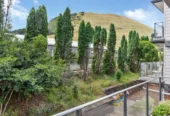 Spacious 2-Bed Apartment in Prime Location, 19/68 Mountain Road, Mount Wellington, Auckland