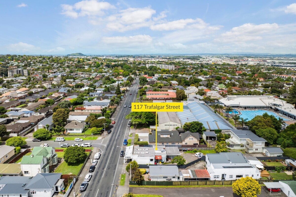 Mixed Housing Urban zone, 544m2 section, Building 181 m2, Currently tenanted by a cafe and studio, the total rental income is approximately $67,000 per year, including GST, 117 Trafalgar Street, Onehunga, Auckland