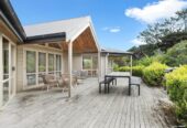 Live or develop, 3 beds house on 2066m2 section, next to park and seaside, with RC for 3 freehold lot subdivision, close to Albany Mall, 13 Kerema Way, Albany, Auckland