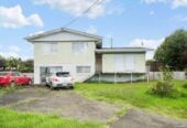 3x properties are being sold together, total land 4515m2 in MHU Zone, with RC for 32 new townhouses +1 existing house remaining on a 900m2 section, 9,11,17 Matipo Road, Te Atatu Peninsula, Auckland
