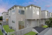 For rent, 5 beds 3 baths house, Available now, 23A Seymour Avenue, Papatoetoe, Auckland