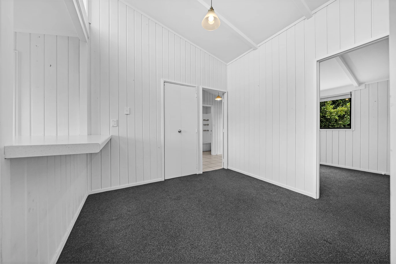5 (3 + 2) beds houses on 833m2 land, 9 & 9A Sherie Place, Howick, Auckland