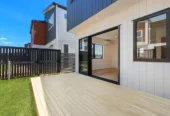 4 beds house on 157m2 section, Close to schools, shopping, transport, and motorway access, 10 Longview Oak Lane, Rosehill, Auckland