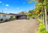 Future Urban Zone in a high-growth area, built with plaster over concrete, 385m² 5 beds house on 1.4200ha land, close to schools, shopping centre, motorway access, currently rented, 59 Russell Road, Wainui, Orewa, Auckland