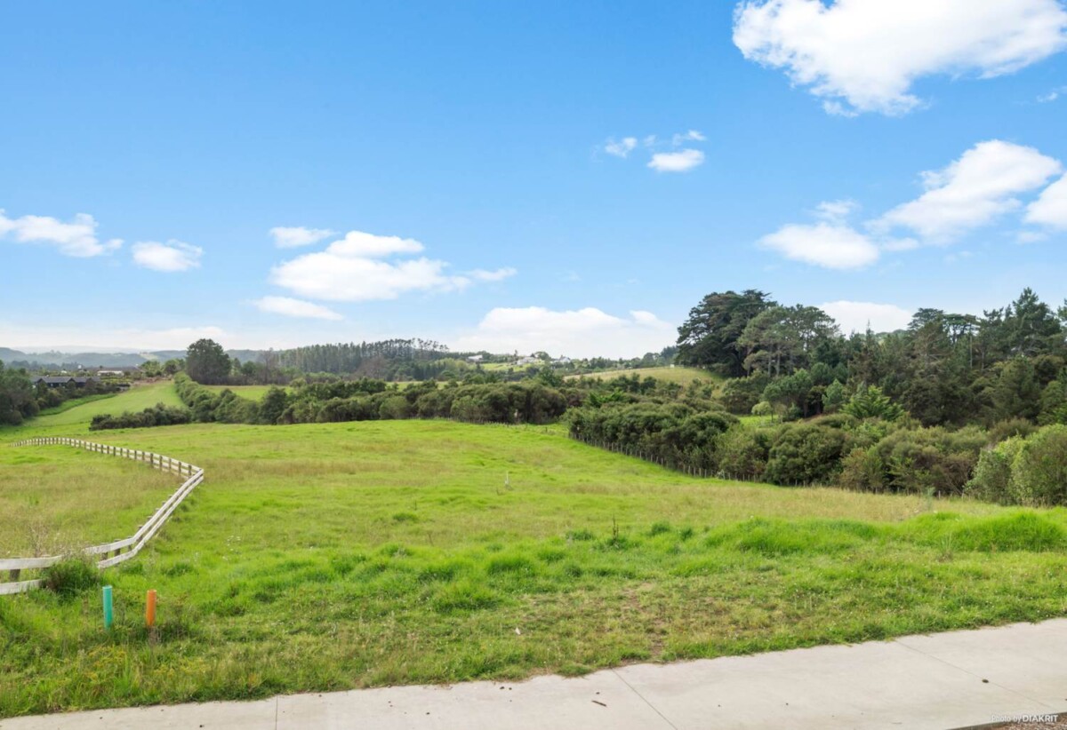 Long Bay School zone, 2.0186ha lifestyle section, 313 Okura River Road, Okura, Auckland