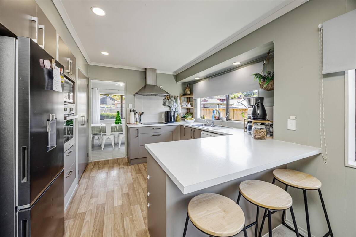 Macleans school Zone, renovated, brick 3 beds house, 21A Britannia Place, Half Moon Bay, Auckland