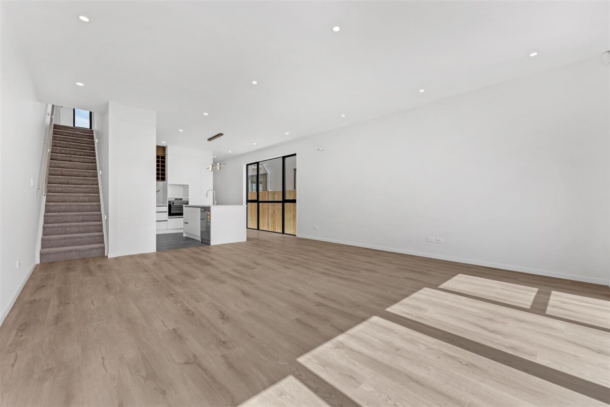 Brand New 4 Beds 3 baths Home with Brick Cladding, with easy access to schools, shops, and motorway, 12 Waimarie Drive, Karaka, Auckland