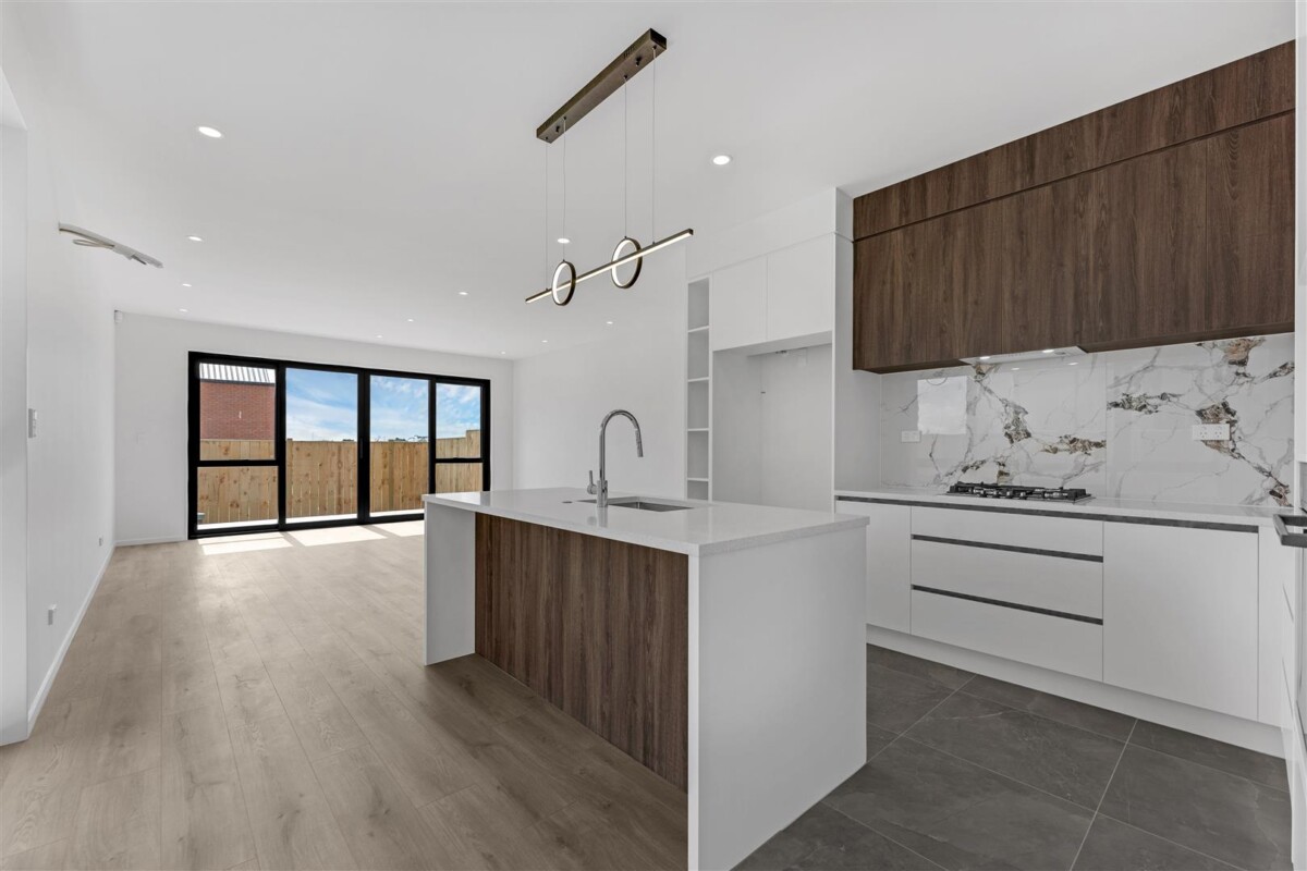 Brand New 4 Beds 3 baths Home with Brick Cladding, with easy access to schools, shops, and motorway, 12 Waimarie Drive, Karaka, Auckland