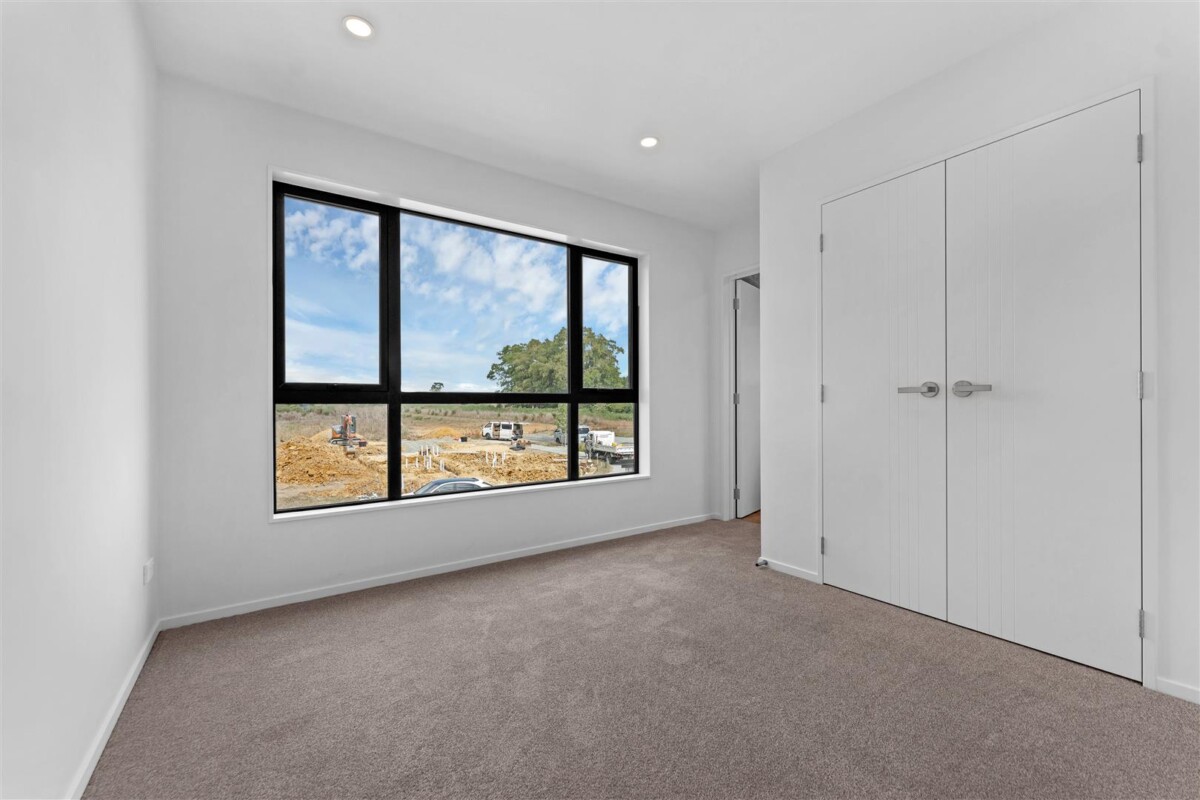 Brand New 4 Beds 3 baths Home with Brick Cladding, with easy access to schools, shops, and motorway, 12 Waimarie Drive, Karaka, Auckland