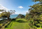 Macleans school zone, sea views, holding enjoys direct water access and riparian rights, luxury double-brick and concrete tile 7 beds + 2 offices on 11831m² land, 4 beds main house, Two separate dwellings offer further living flexibility:, 215 Bleakhouse Road, Mellons Bay, Auckland