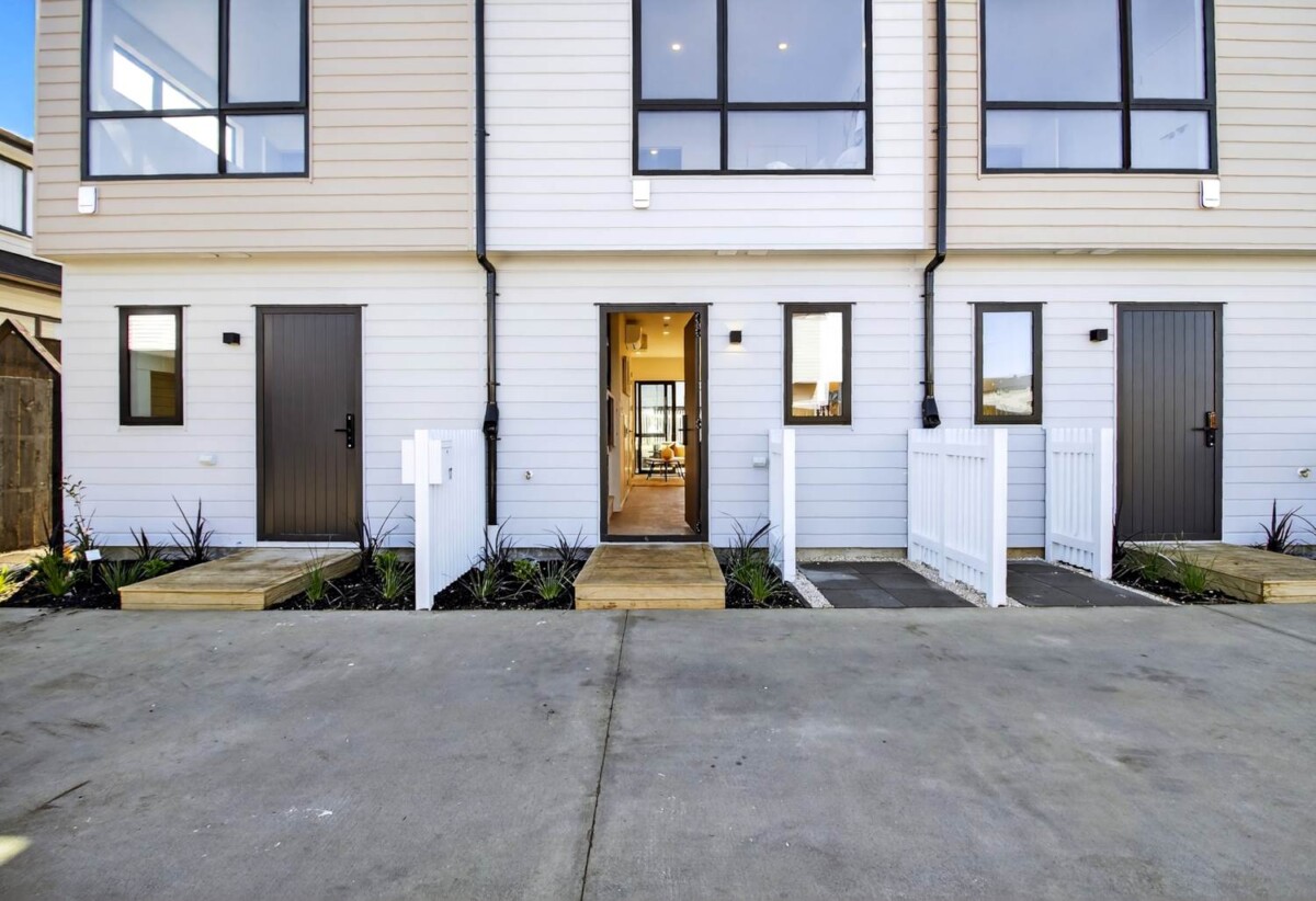 Brandnew 3 beds home, Freehold Fee Simple Title, 17 Habitat Place, Hobsonville, Auckland