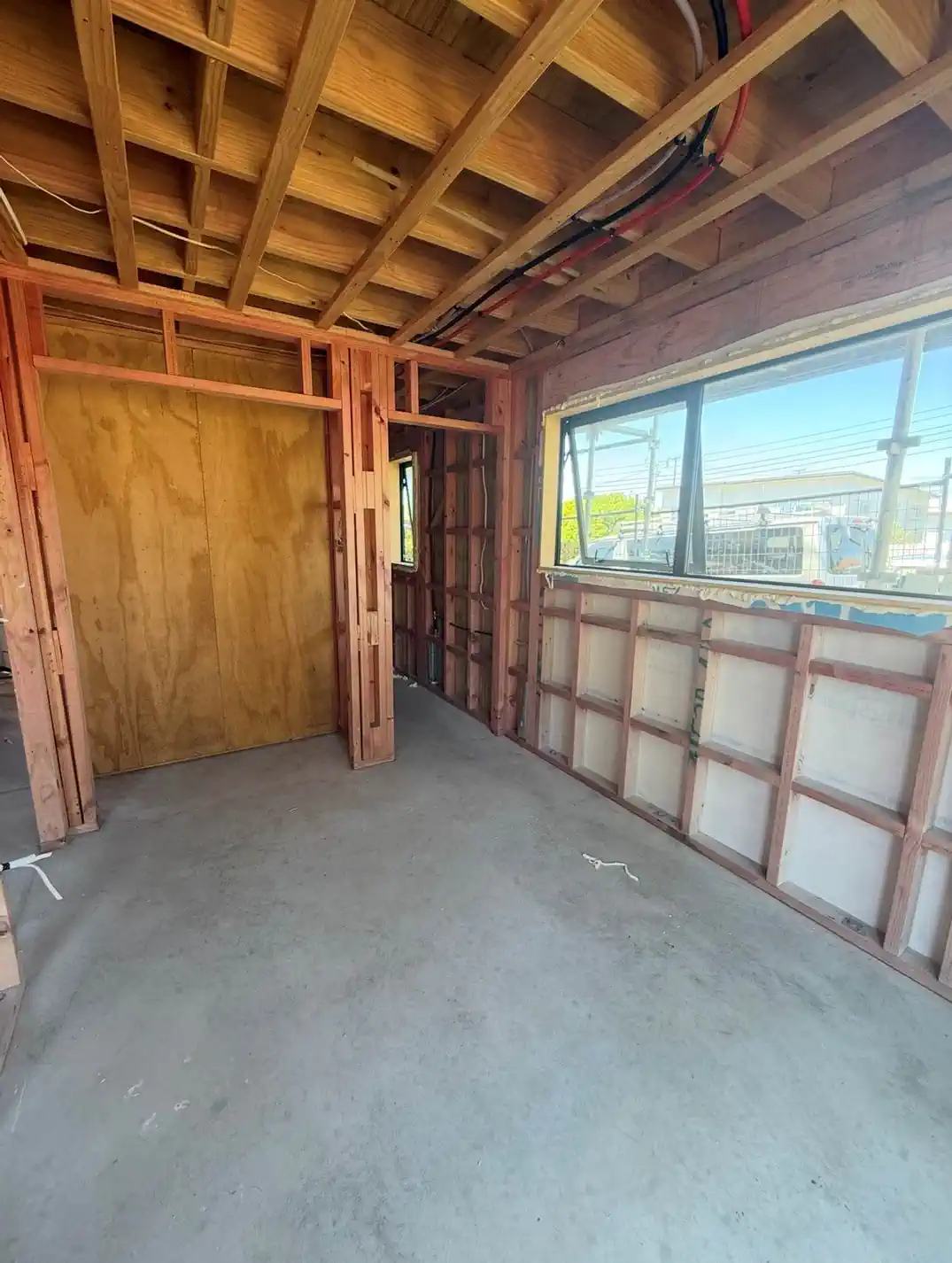Under construction, brandnew 4 beds 3 baths home with garage and 2 ensuites, 1 ensuite ground floor, moments from schools, shopping centre, train station, Lot A, 5 Arawa Street, New Lynn, Auckland