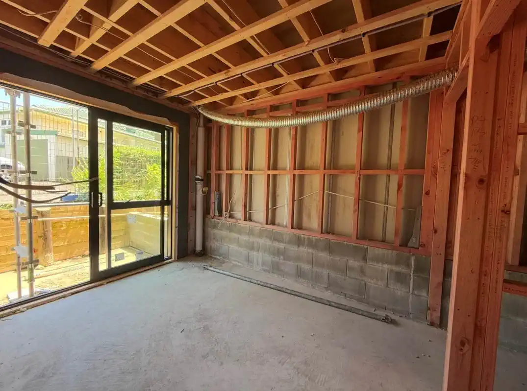 Under construction, brandnew 4 beds 3 baths home with garage and 2 ensuites, 1 ensuite ground floor, moments from schools, shopping centre, train station, Lot A, 5 Arawa Street, New Lynn, Auckland