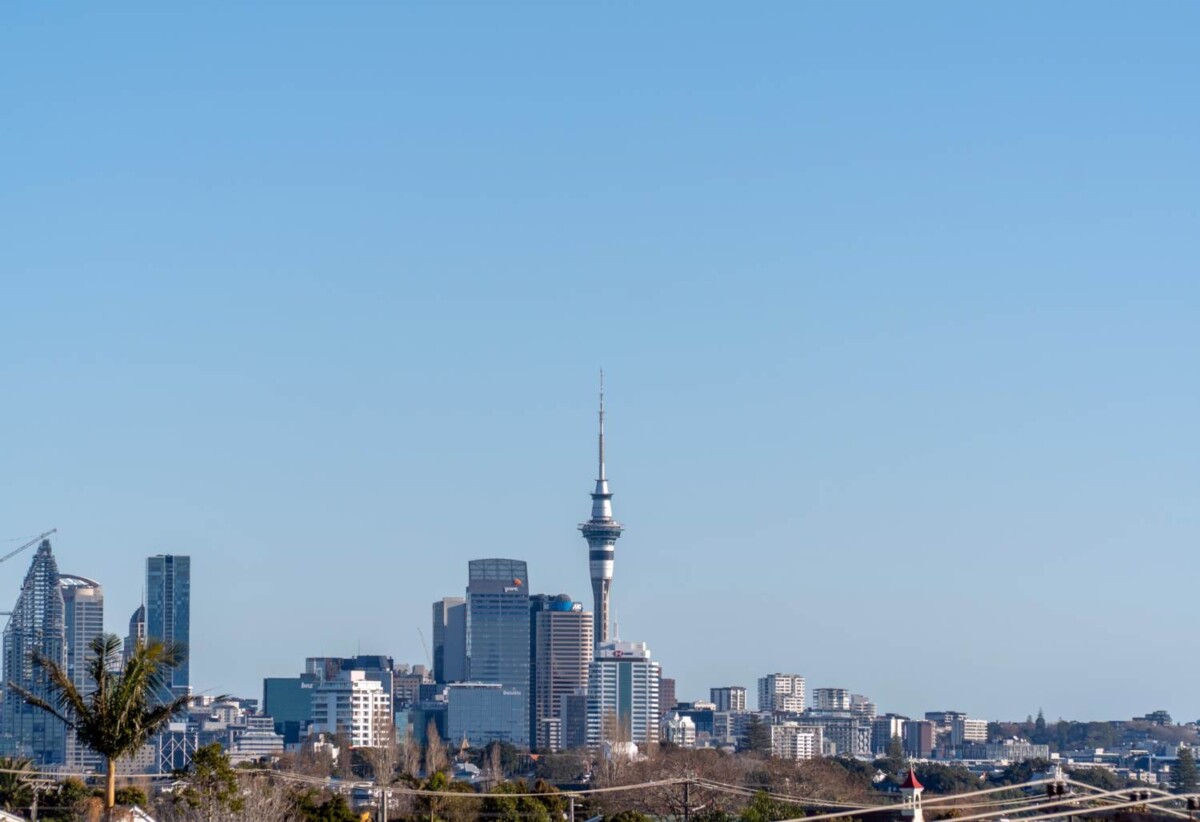 Walks to schools and seaside, brandnew 2 bed or 3 beds homes, minutes to shopping centre, 163-165 Lake Road, Belmont, Auckland