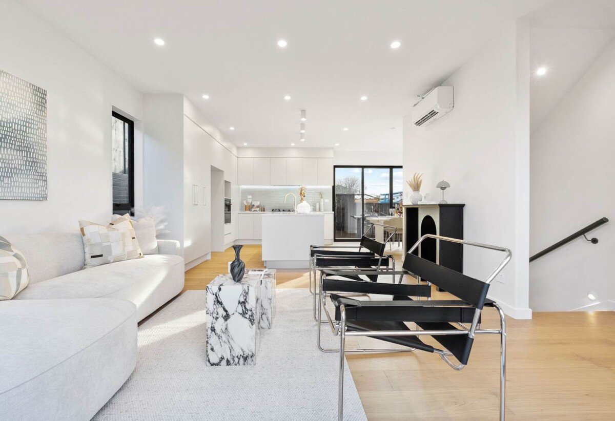 Next to Mairangi Bay School, brandnew freehold standalone sea-views 4 beds 3 baths home, close to Mairangi Bay Village, local beaches, supermarket, schools, 10D Agathis Avenue, Mairangi Bay, Auckland