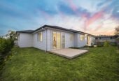 4 beds house on 490m² section, minutes to motorway access and Silverdale Shopping Centre, 6 Ahorangi Road, Silverdale, Auckland