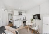 Motivated vendor instructs to sell, Auckland Girls’ Grammar School zone, freehold 2 beds 1 bath apartment, 32sqm internal size PLUS a good-sized balcony, 929/72 Nelson Street, City Centre, Auckland